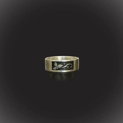 December holly birth month ring band